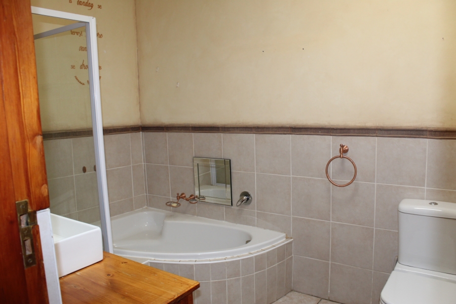 3 Bedroom Property for Sale in Deneysville Free State